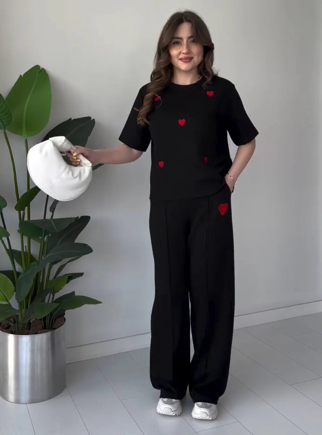 CH 556 Straight Trouser With Heart Printed Top - Mastermindswear