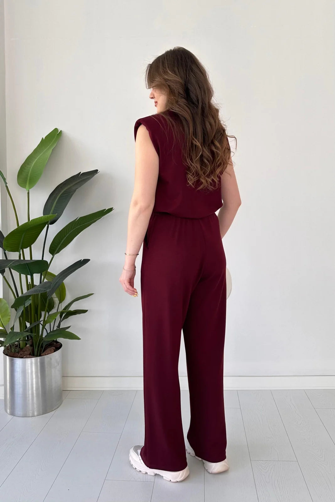 CH 561 Straight Trouser With Sleeveless Top - MasterMindswear
