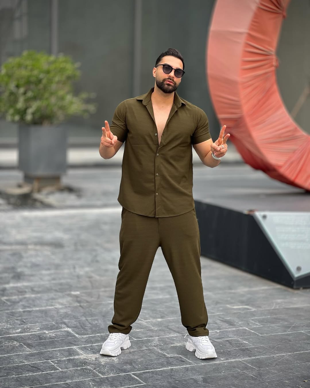 LI-31 MasterMindswear NEW SHIRT AND TROUSER SETS