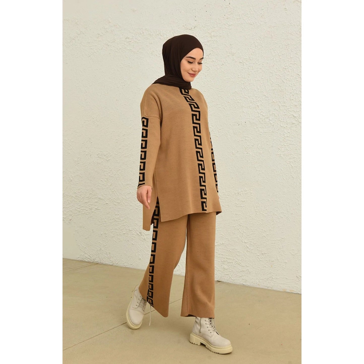CH-324 Pcs Printed Winter Outfit - Mastermindswear