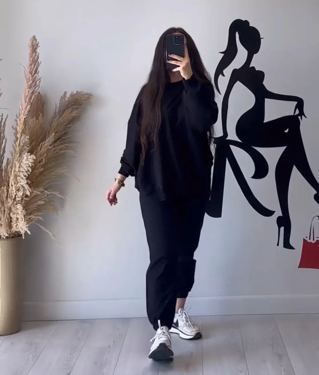 CH-486 MasterMindswear Round Neck Basic Tracksuit For Winters