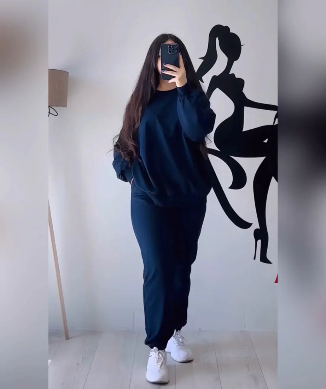 CH-486 MasterMindswear Round Neck Basic Tracksuit For Winters