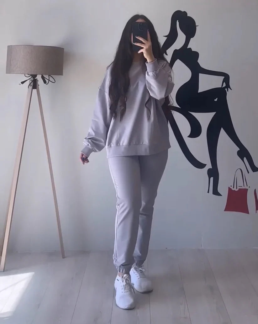 CH-486 MasterMindswear Round Neck Basic Tracksuit For Winters