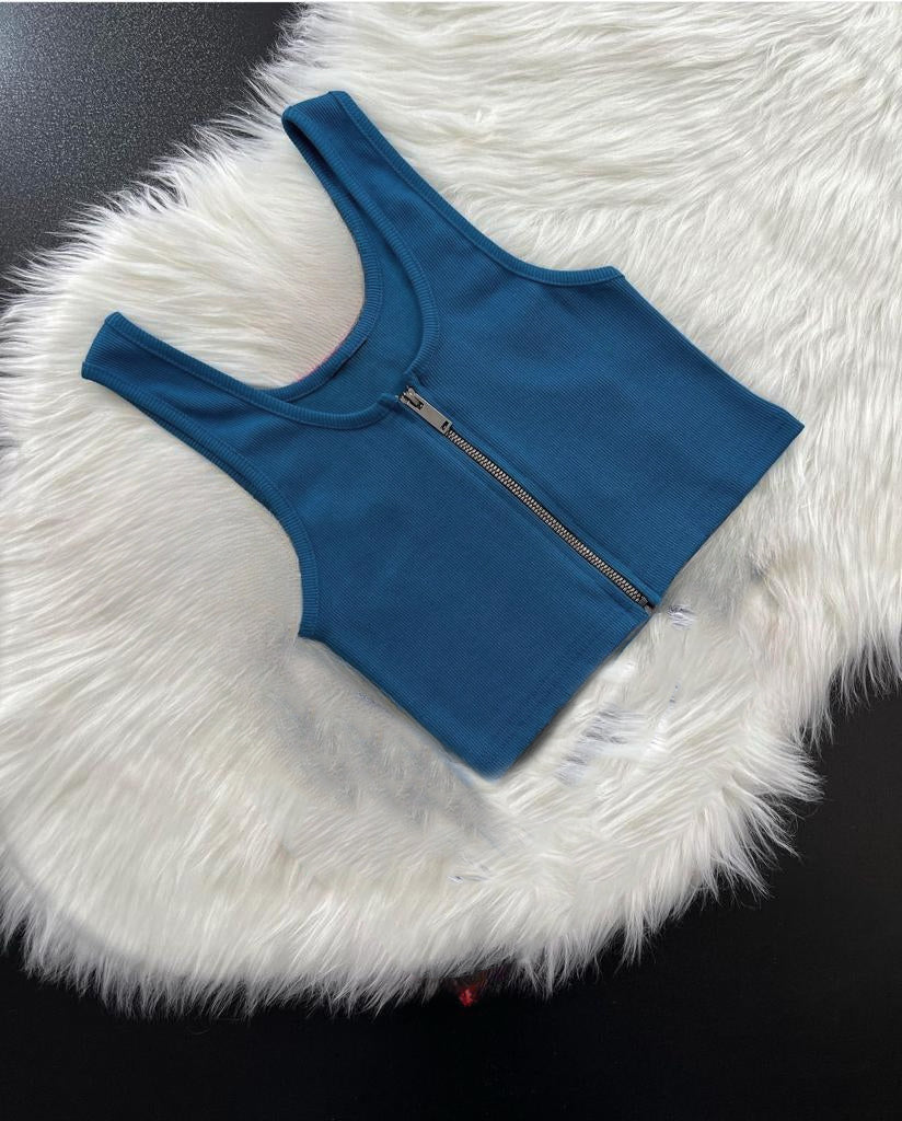 MasterMindswear Short Zipper Crop Top ch # 378