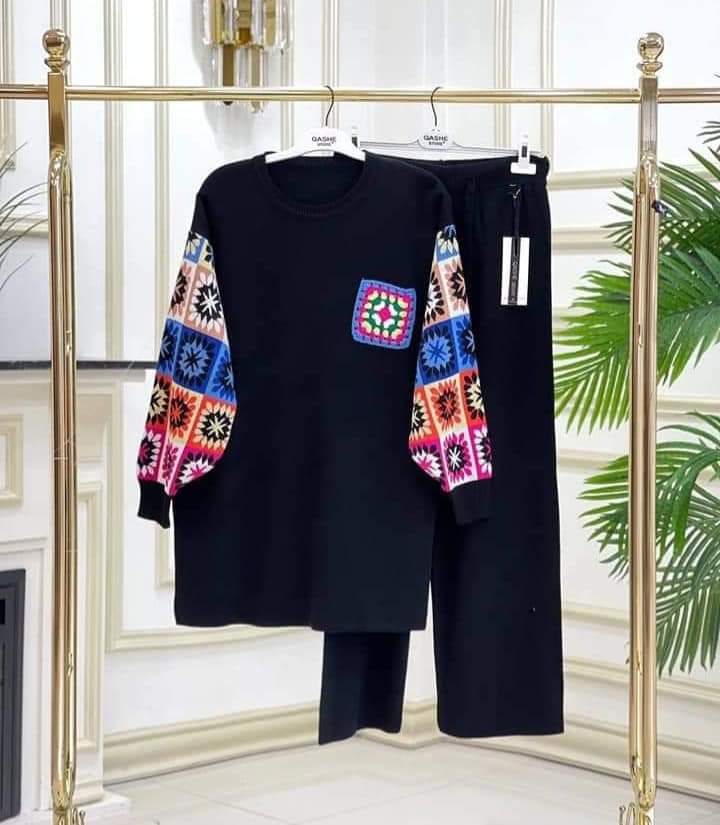 CH-321 Pcs Printed Fleece Co ord Set