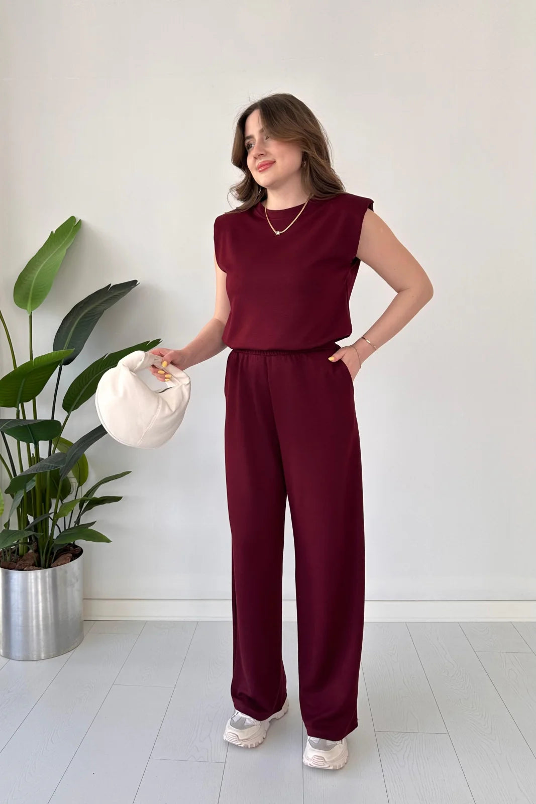 CH 561 Straight Trouser With Sleeveless Top - MasterMindswear