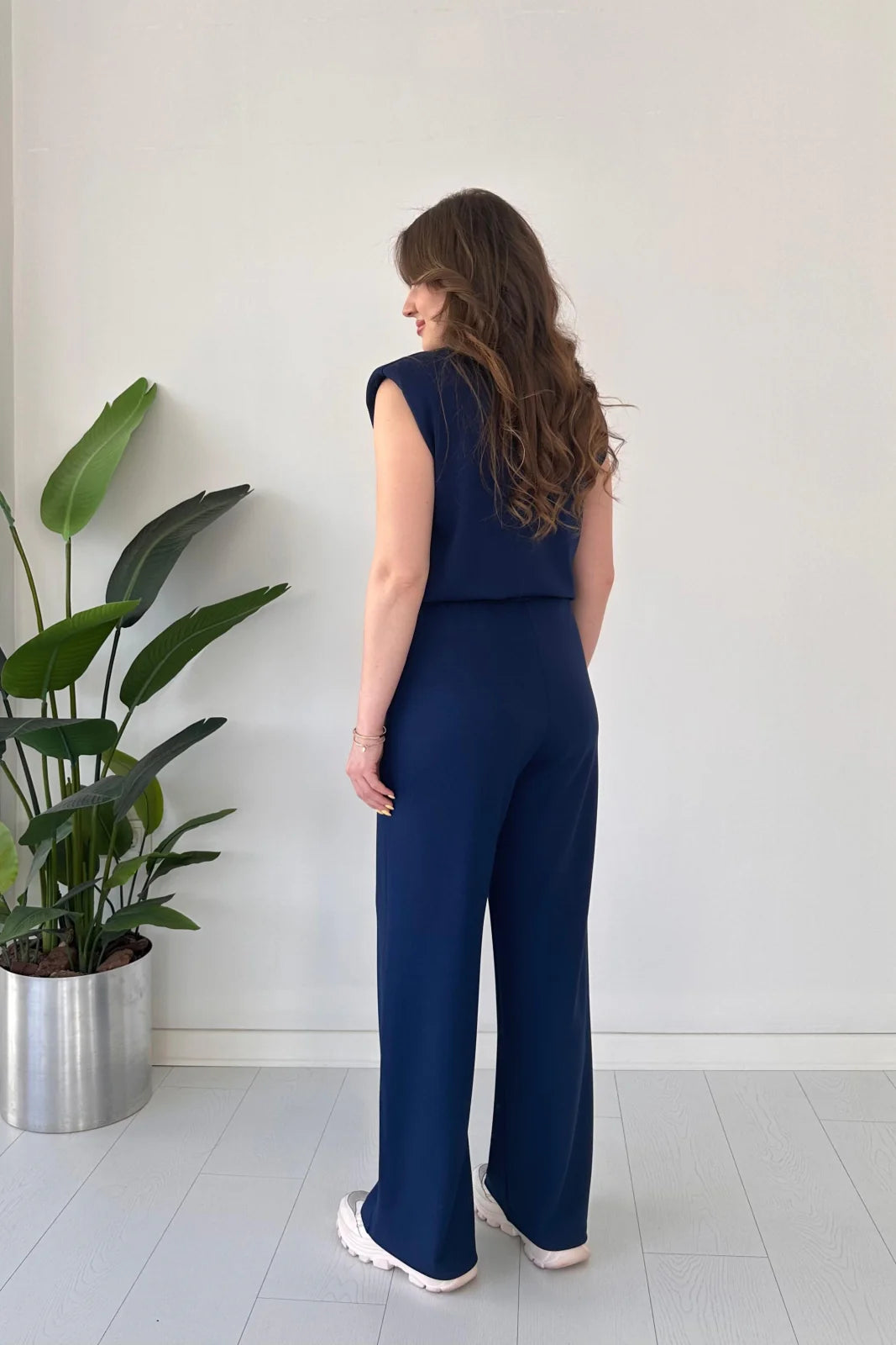 CH 561 Straight Trouser With Sleeveless Top - MasterMindswear
