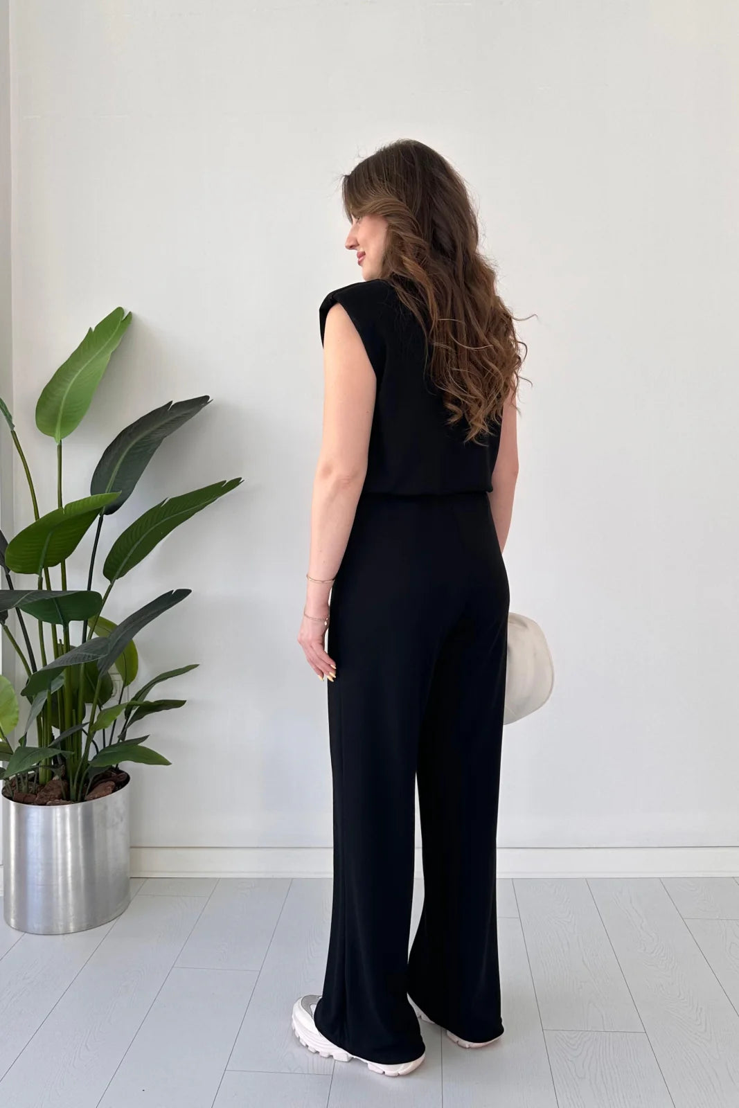 CH 561 Straight Trouser With Sleeveless Top - MasterMindswear